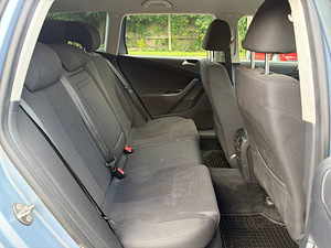 VOLKSWAGEN PASSAT VARIANT (8 foto / 8)