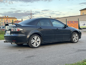 MAZDA 6 (7 foto / 11)