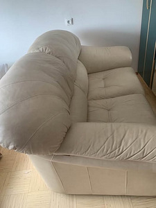 Müüa kahekohaline nahkdivan (2 foto / 3)