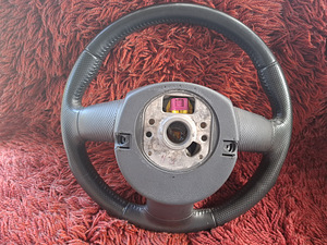 Audi S-Line multifunktsionaalne rool koos airbagiga (1 foto / 9)
