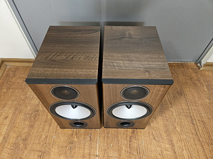 Полочная HiFi-колонка Monitor Audio Bronze BX2 (3 фото из 6)