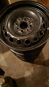 4 Alfa Romeo plekkvelge. Heas seisukorras. (2 foto / 4)