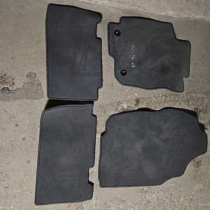 Коврики Rav 4 (4 фото из 4)