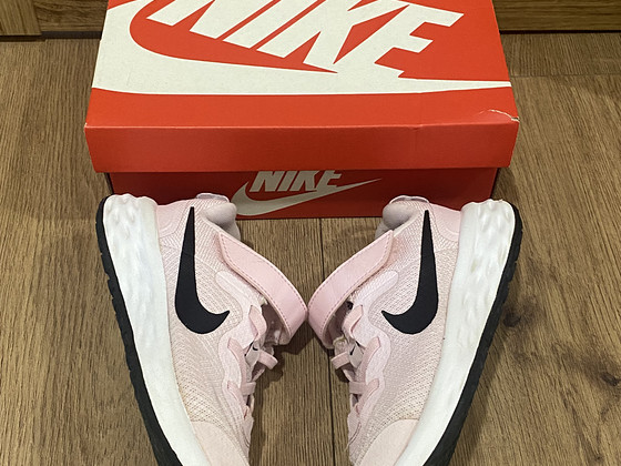 Кроссовки Nike, размер 32