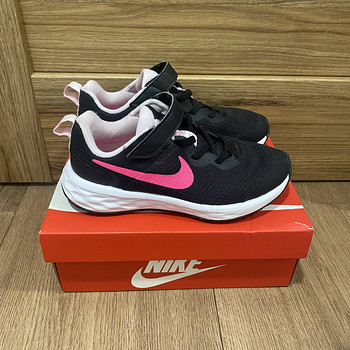Nike tossud nr 32