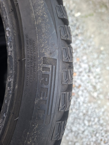 Perelli 245 / 40 R18 97H M+S (3 фото из 5)