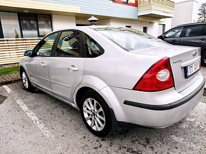 FORD FOCUS 1.596 DB3 74 kW -07 (1 foto / 12)