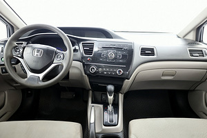 Honda Civic Elegance LPG ATM 1.8 103kW (5 foto / 8)