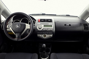 Honda Jazz Facelift 1.3 61kW (5 foto / 7)