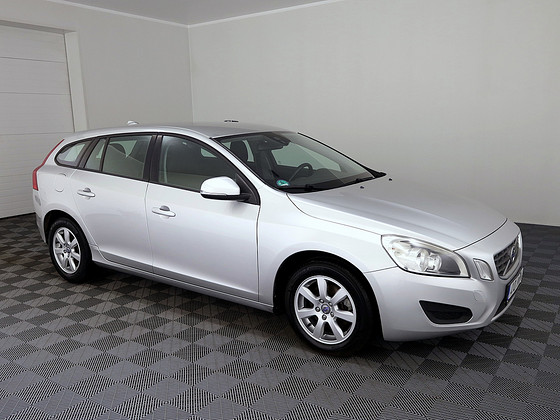 Volvo V60 Momentum 1.6 D4 84kW