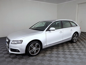 Audi A4 S-Line ATM 2.0 TDI 105kW (2 foto / 7)