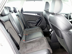 Audi A4 S-Line ATM 2.0 TDI 105kW (7 foto / 7)