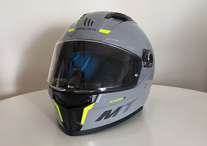 Мотошлем MT Helmets Stinger 2, размер XL (61-62 см) (1 фото из 6)
