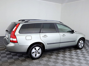 Volvo V50 Facelift 1.8 92kW (3 foto / 7)