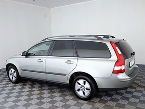 Volvo V50 Facelift 1.8 92kW (4 foto / 7)