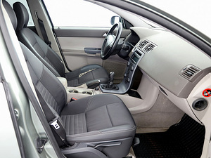 Volvo V50 Facelift 1.8 92kW (6 foto / 7)
