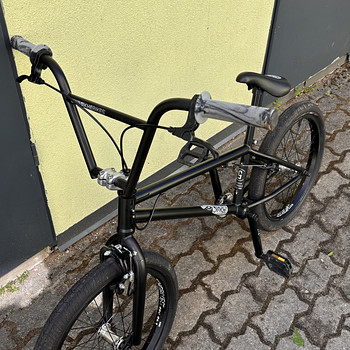 Трюковой велосипед BMX 20"