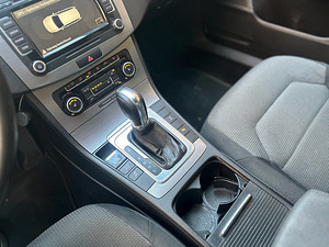 Volkswagen Passat 2.0 103kW 2011a. (8 foto / 10)