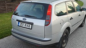 Ford (12 фото из 12)
