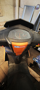 Motoroller (2 foto / 2)