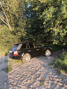 Land Rover Sport (8 фото из 9)