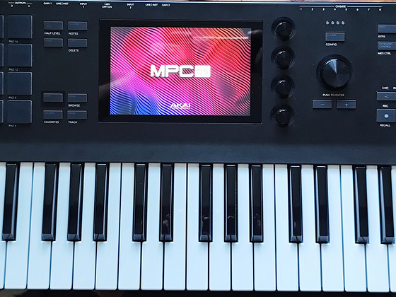 Akai MPC Key 61