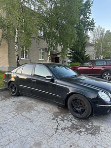 MERCEDES-BENZ E 220 CDI (1 фото из 8)