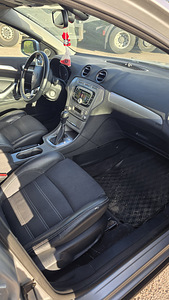 Ford mondeo (7 foto / 11)