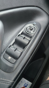 Ford mondeo (11 foto / 11)