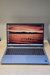 Хороший ноутбук Dell Latitude 5520. i5, 8GB, 256GB, док (1 фото из 10)