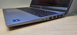 Хороший ноутбук Dell Latitude 5520. i5, 8GB, 256GB, док (5 фото из 10)