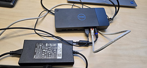 Хороший ноутбук Dell Latitude 5520. i5, 8GB, 256GB, док (8 фото из 10)