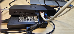 Хороший ноутбук Dell Latitude 5520. i5, 8GB, 256GB, док (9 фото из 10)