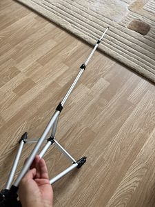 Statiiv telefonile ja fotoaparaadile hoidikuga (3 foto / 3)