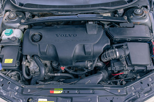 Продаётся Volvo V70 (10 фото из 12)