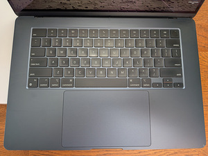 Apple MacBook Air 15" M2 8/256GB (3 foto / 4)