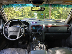 Jeep Grand Cherokee Limited 2.7 120 кВт (7 фото из 9)