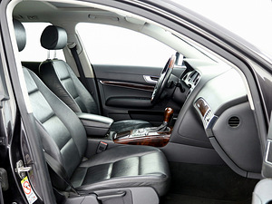 Audi A6 allroad Comfortline Quattro ATM 3.0 TDI 171kW (6 фото из 7)