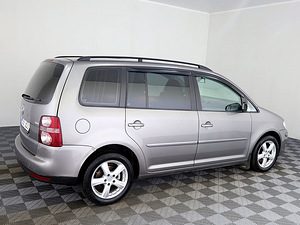 Volkswagen Touran Comfortline Facelift 1.9 TDI 77kW (3 фото из 8)