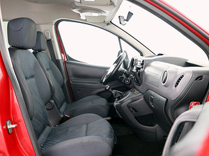 Peugeot Partner Multispace 1.6 HDi 55kW (6 фото из 7)