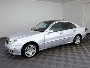 Mercedes-Benz E 320 Avantgarde Facelift ATM 3.0 CDI 165kW (2 фото из 7)