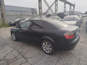 Audi A4 Comfortline 2.0 96kW (4 foto / 7)