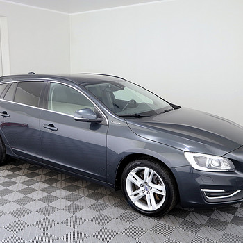 Volvo V60 Summum Hybrid Facelift ATM 2.4 162kW