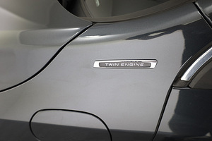 Volvo V60 Summum Hybrid Facelift ATM 2.4 162kW (8 foto / 8)