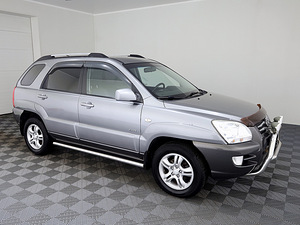 Kia Sportage Luxury 4x4 2.0 104kW (1 foto / 7)