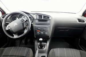 Citroen C4 Elegance 1.6 HDi 68kW (5 foto / 7)