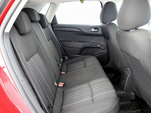 Citroen C4 Elegance 1.6 HDi 68kW (7 foto / 7)