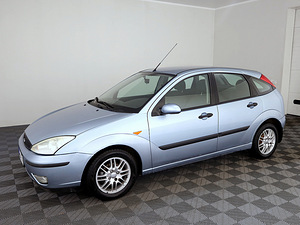 Ford Focus Comfort 1.6 74kW (2 foto / 7)