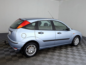Ford Focus Comfort 1.6 74kW (3 foto / 7)