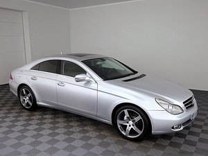 Mercedes-Benz CLS 320 Luxury Facelift 3.0 CDI 165kW (1 foto / 8)